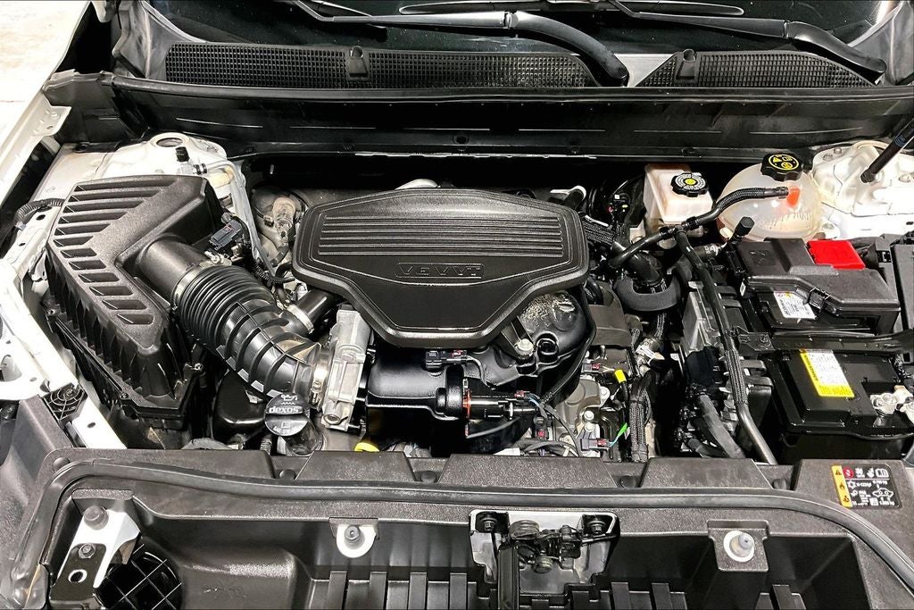 2022 GMC Acadia AT4