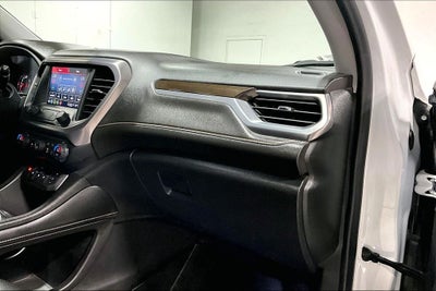 2022 GMC Acadia AT4