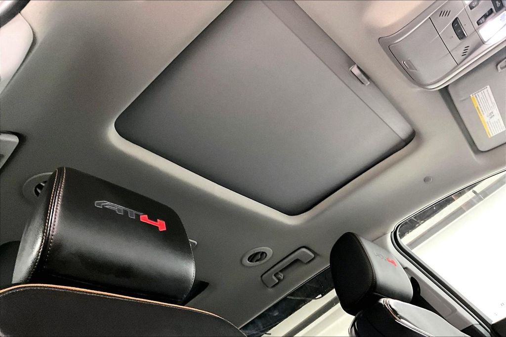 2022 GMC Acadia AT4