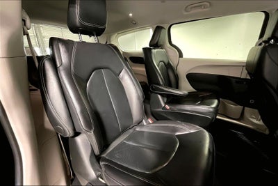 2022 Chrysler Pacifica Hybrid Touring L