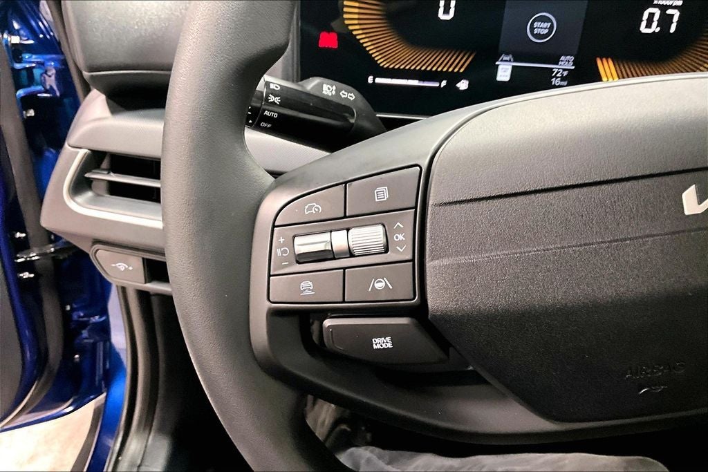 2026 Kia K4 LX