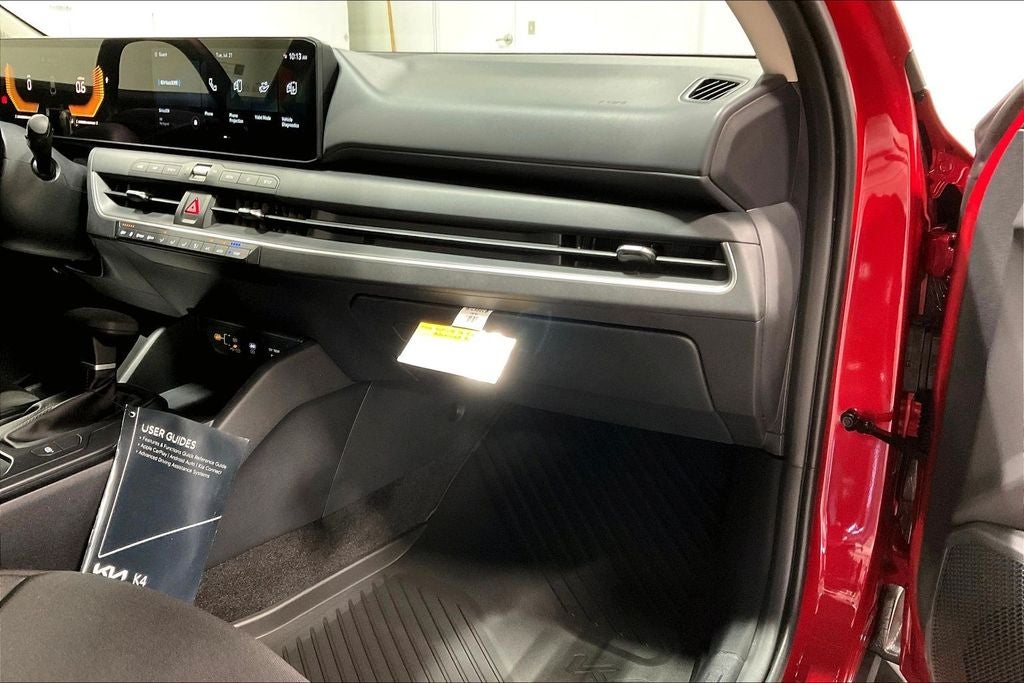 2026 Kia K4 LX