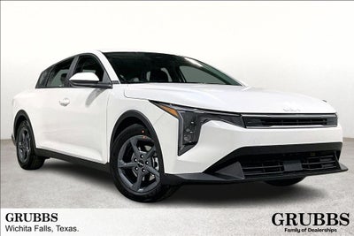 2025 Kia K4 LXS