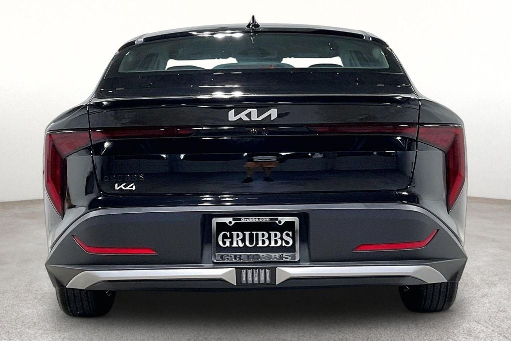 2026 Kia K4 LX