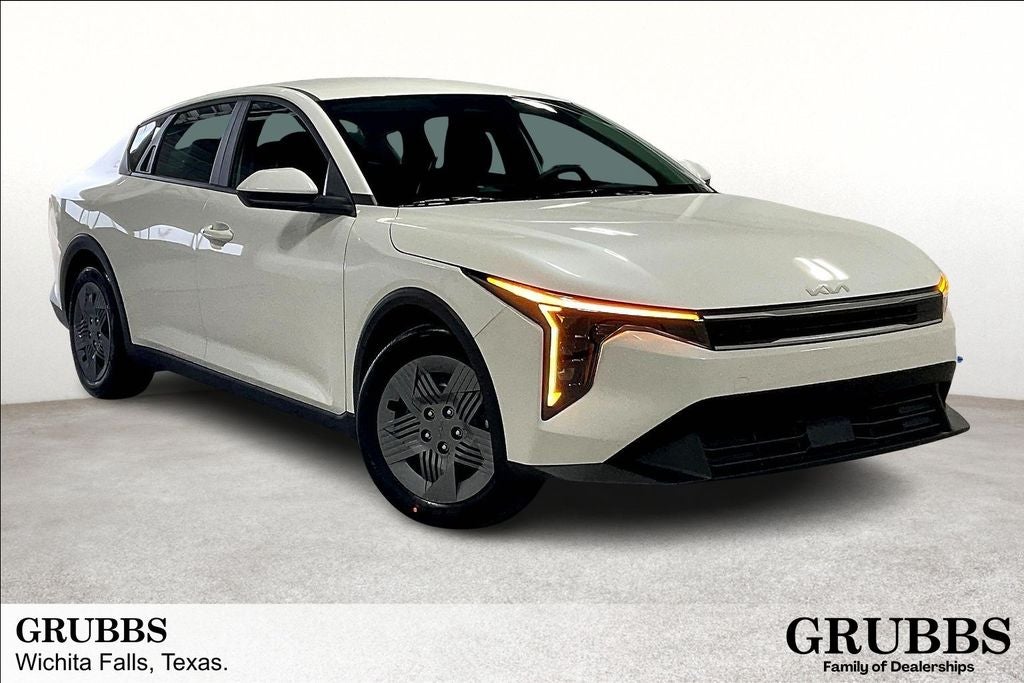 2025 Kia K4 LX