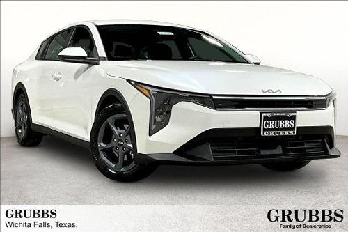 2026 Kia K4 LXS
