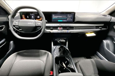 2026 Kia K4 LX