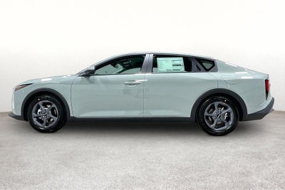 2026 Kia K4 LX