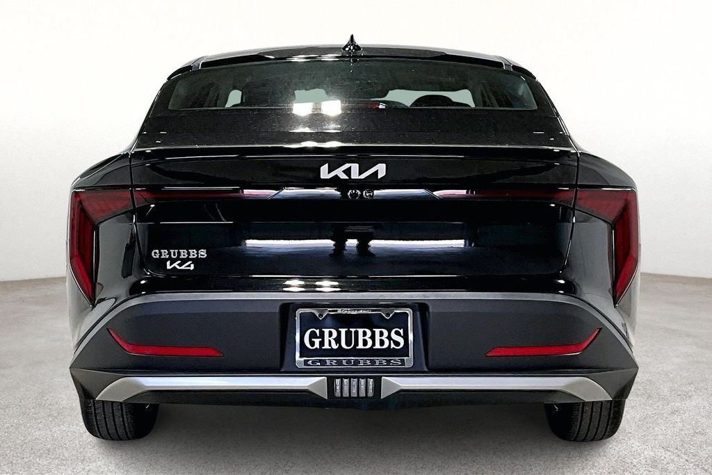 2026 Kia K4 LX