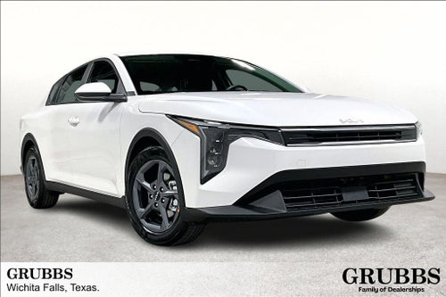 2025 Kia K4 LXS
