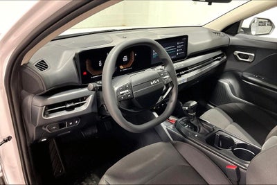 2026 Kia K4 LX