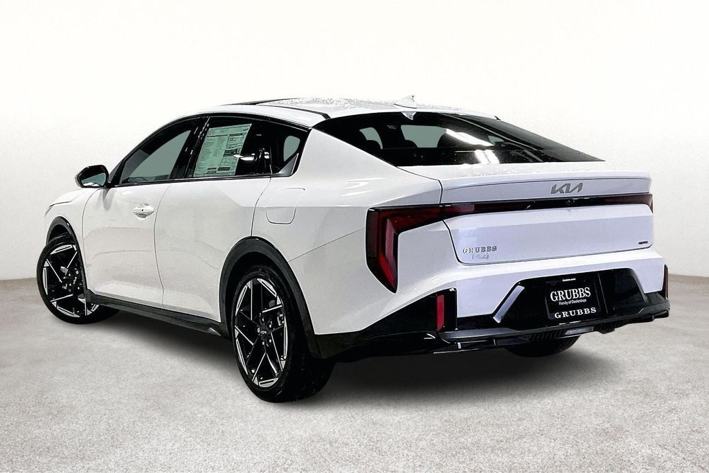 2025 Kia K4 GT-Line