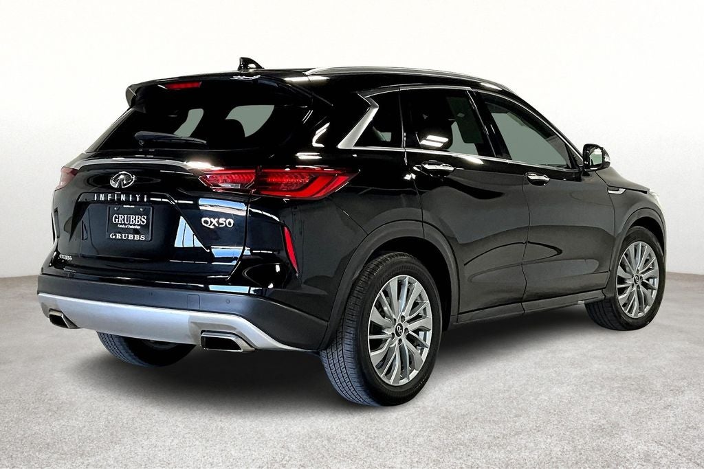 2024 INFINITI QX50 LUXE