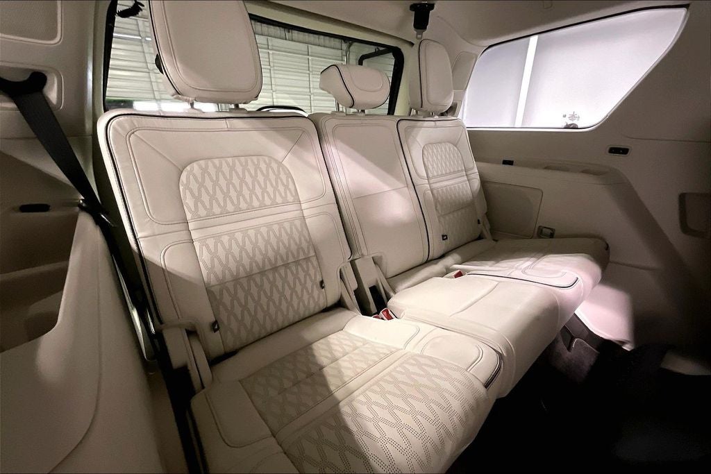 2024 Lincoln Navigator Black Label
