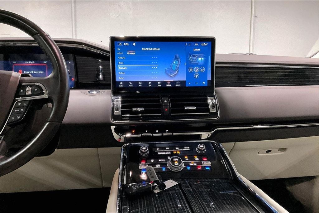 2024 Lincoln Navigator Black Label