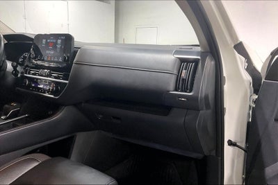 2022 Nissan Pathfinder SL
