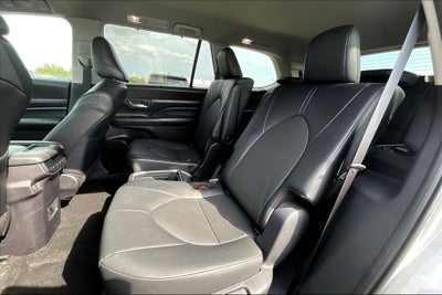 2025 Toyota Grand Highlander XLE