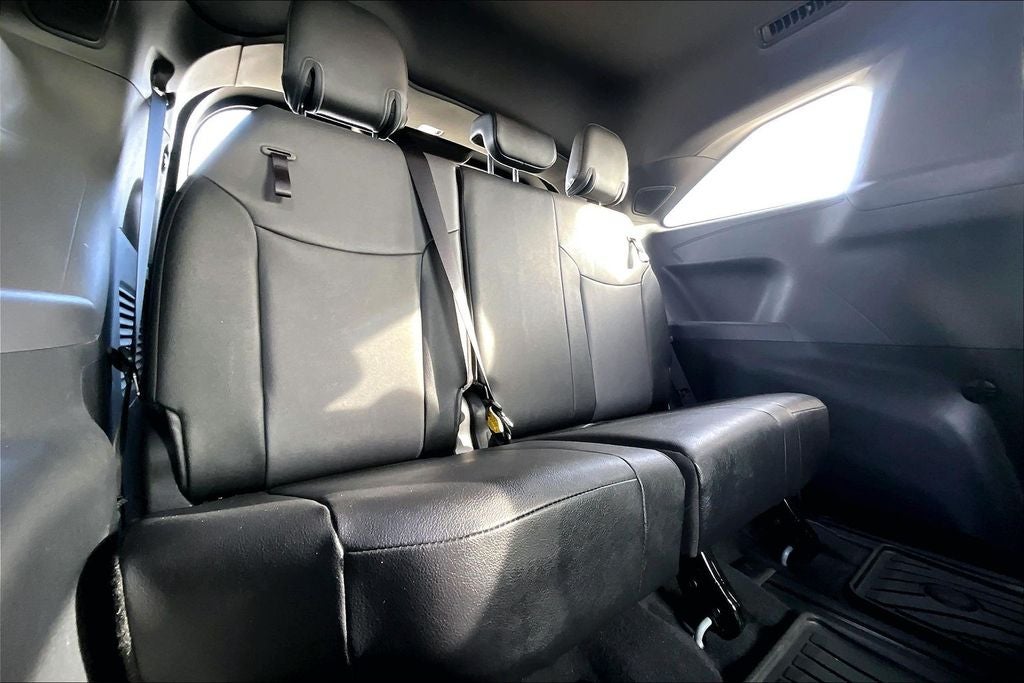 2024 Toyota Sienna Woodland Edition 7 Passenger