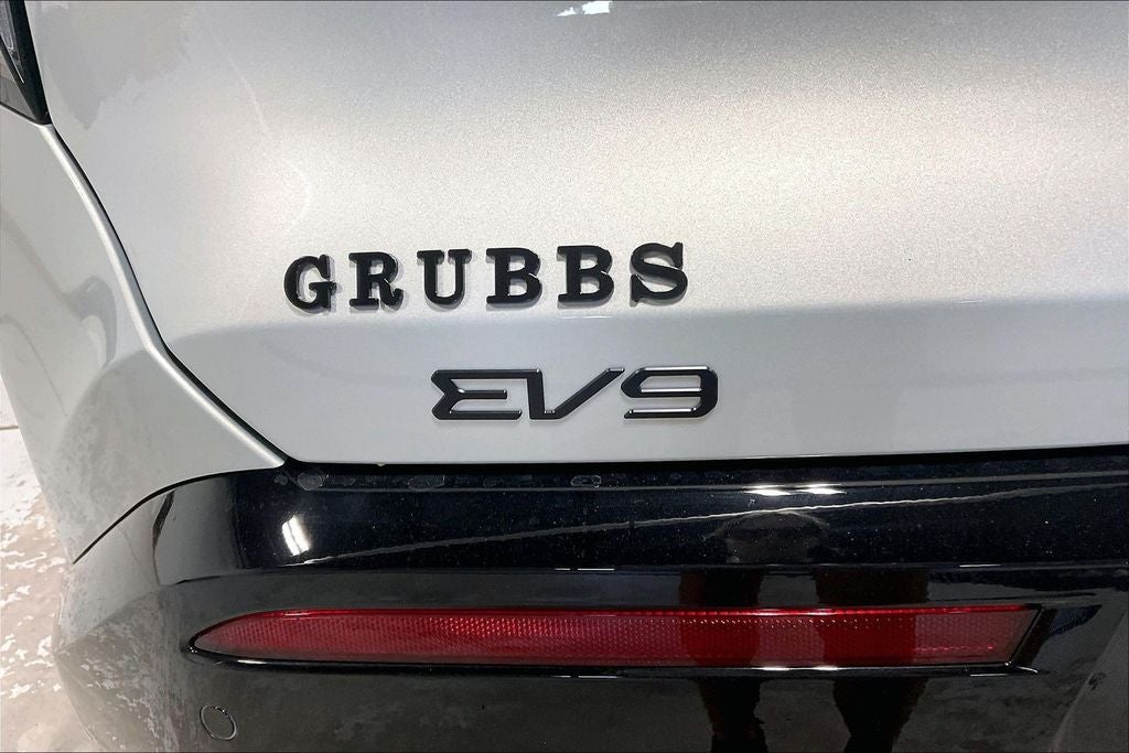 2026 Kia EV9 Land
