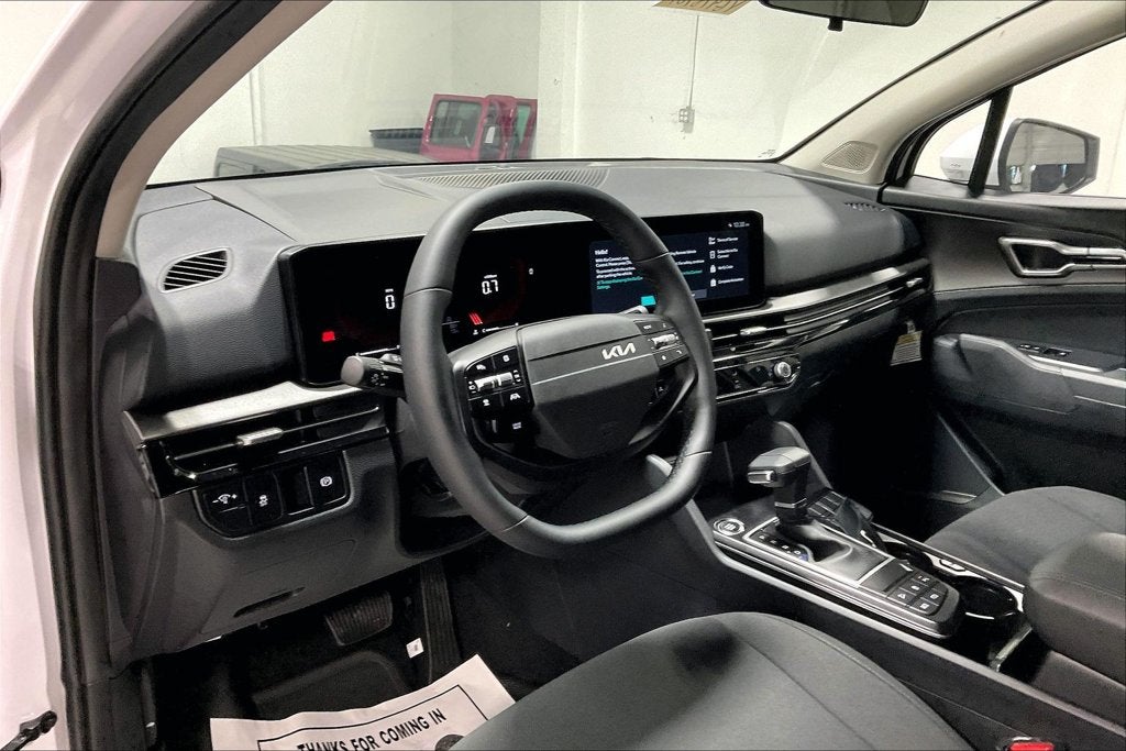 2027 Kia Sportage LX