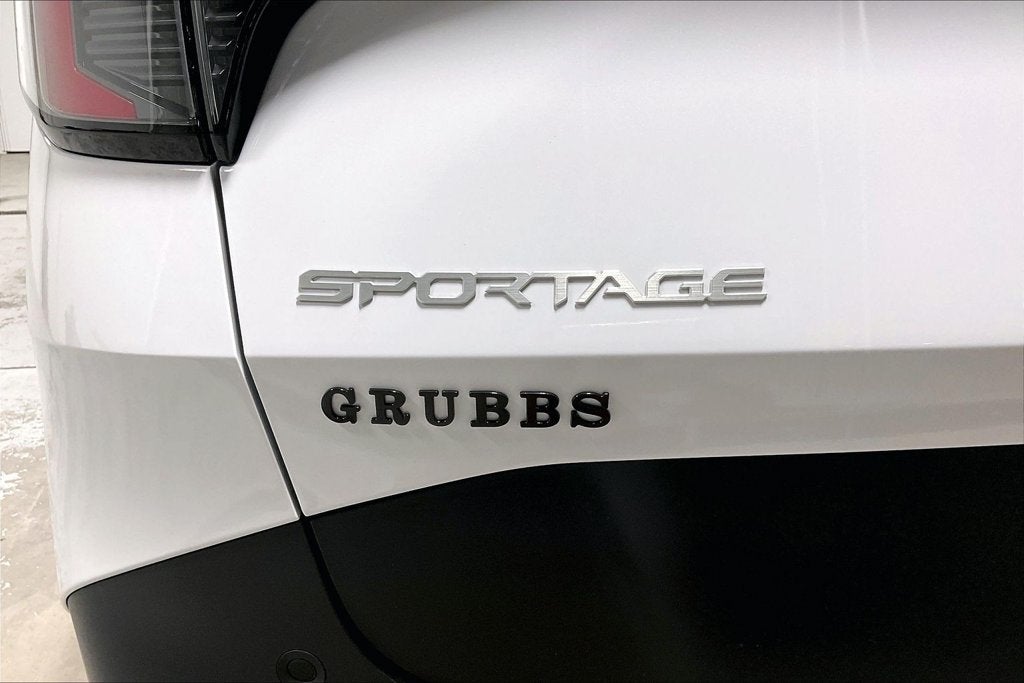 2027 Kia Sportage LX