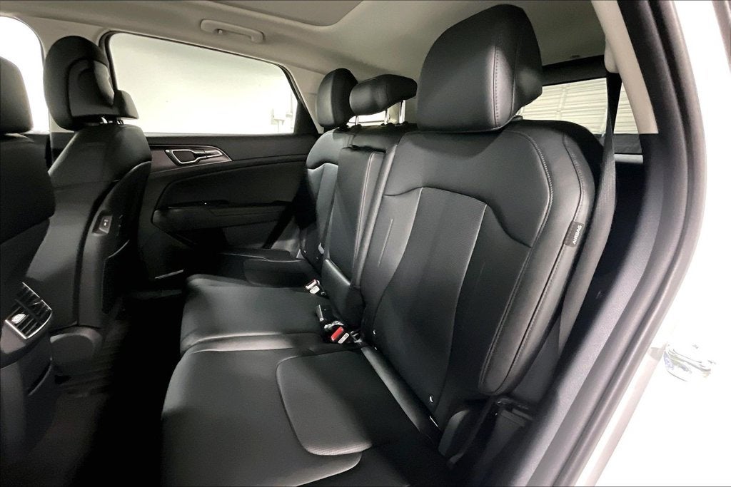 2027 Kia Sportage EX