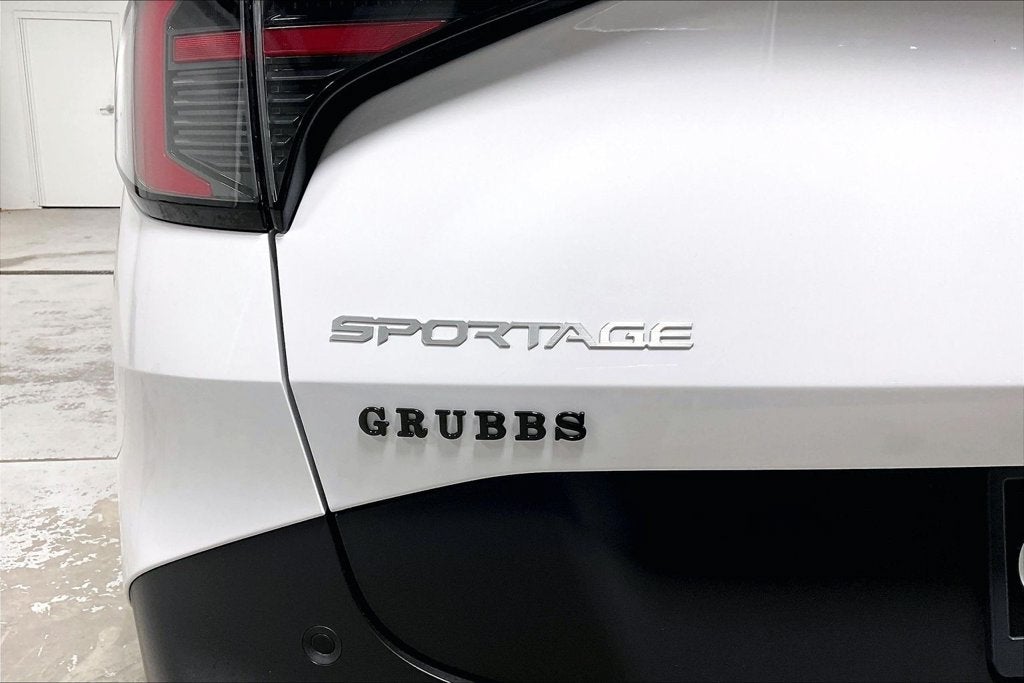 2027 Kia Sportage EX
