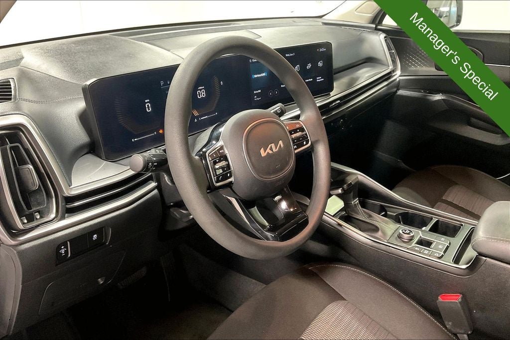 2024 Kia Sorento LX