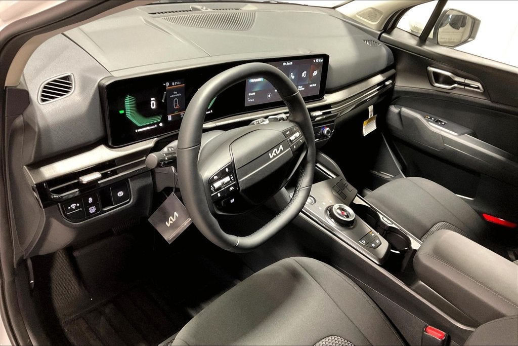 2027 Kia Sportage Hybrid LX