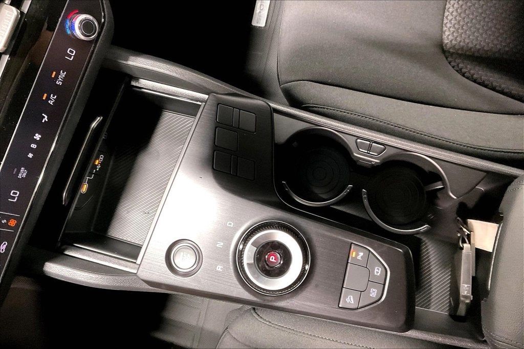 2027 Kia Sportage Hybrid LX