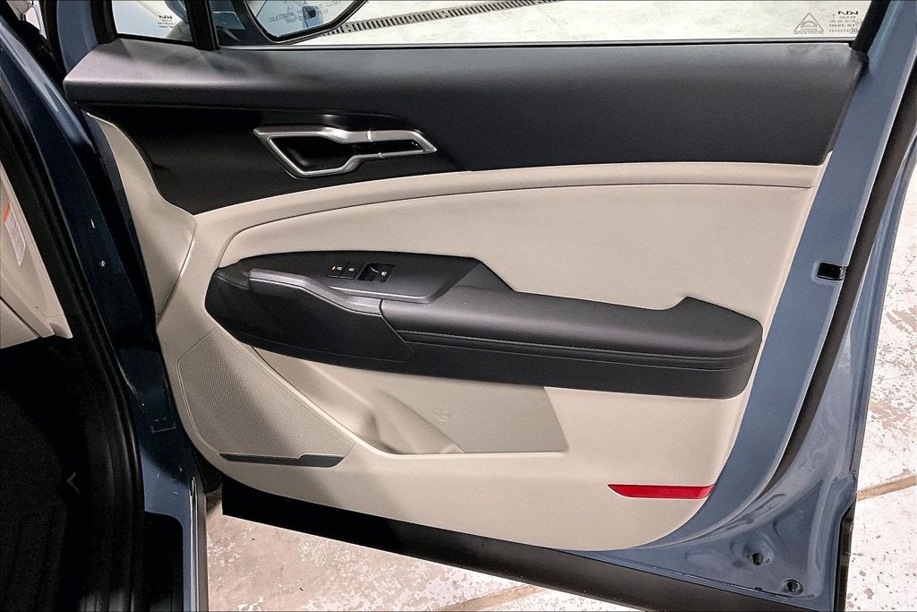 2027 Kia Sportage Hybrid EX