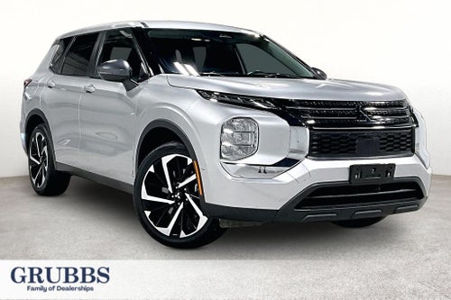 2022 Mitsubishi Outlander ES