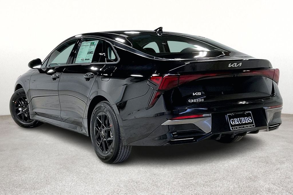2026 Kia K5 LXS
