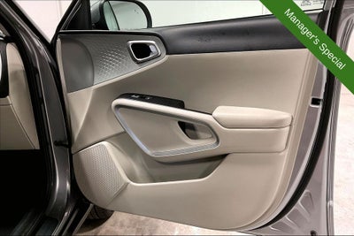 2025 Kia Soul LX