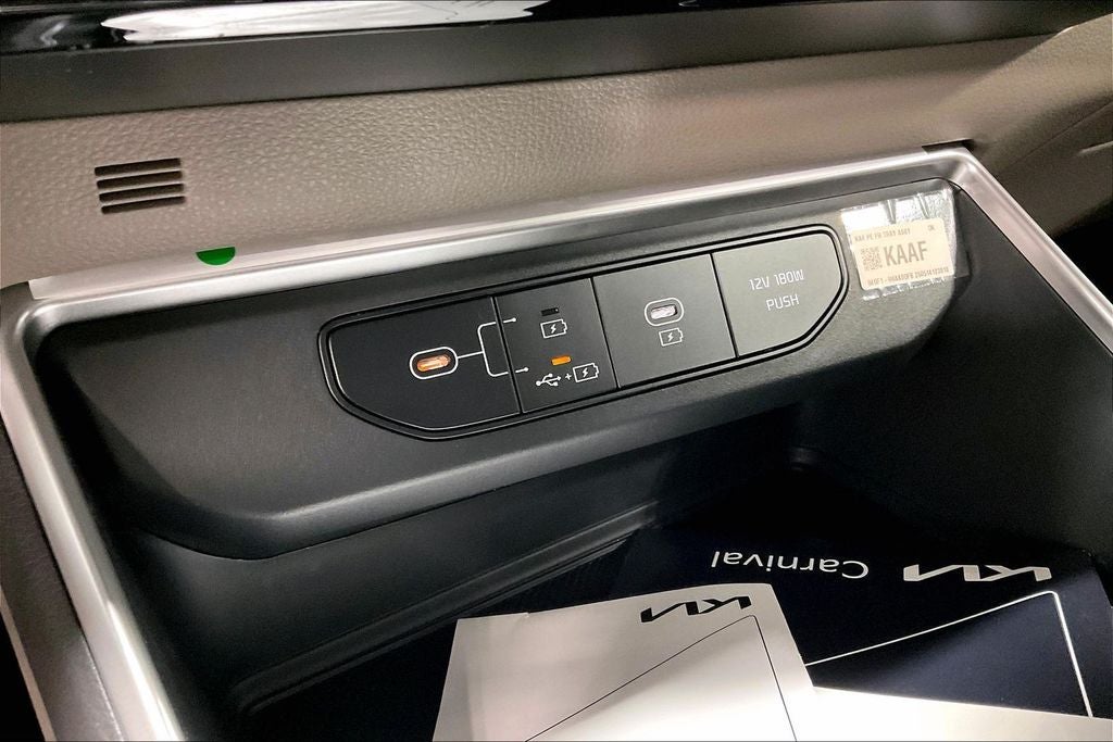 2027 Kia Carnival LXS