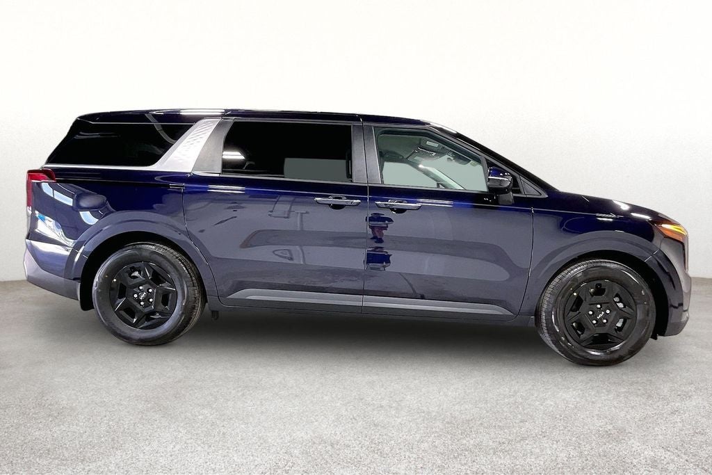 2027 Kia Carnival LXS