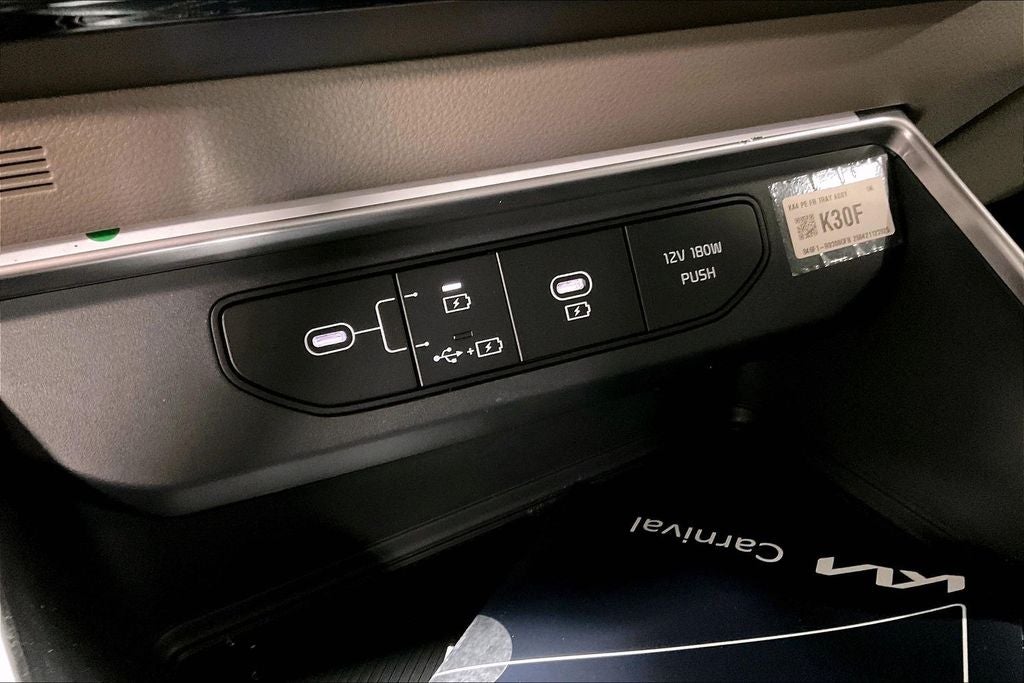 2026 Kia Carnival LX