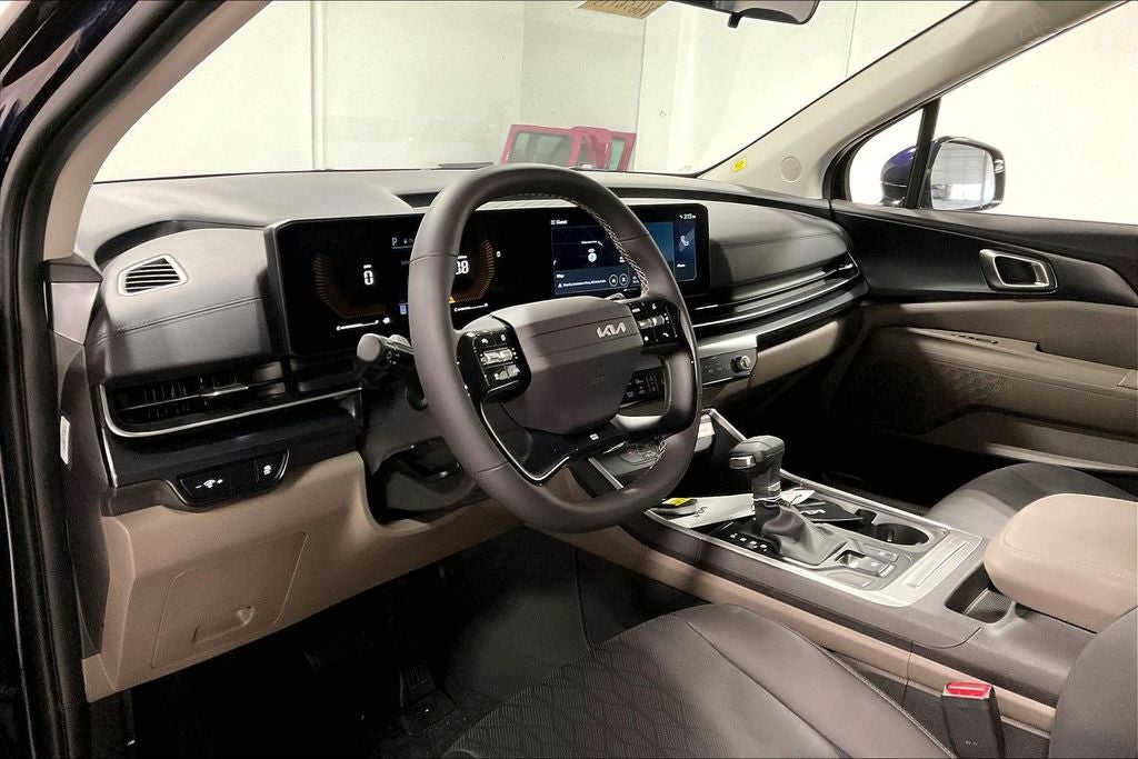 2027 Kia Carnival LXS