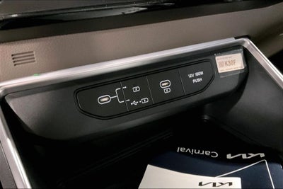 2026 Kia Carnival LXS