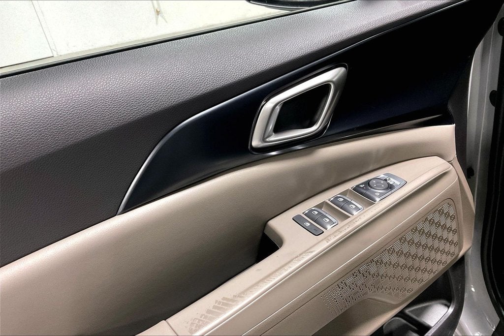 2027 Kia Carnival LXS