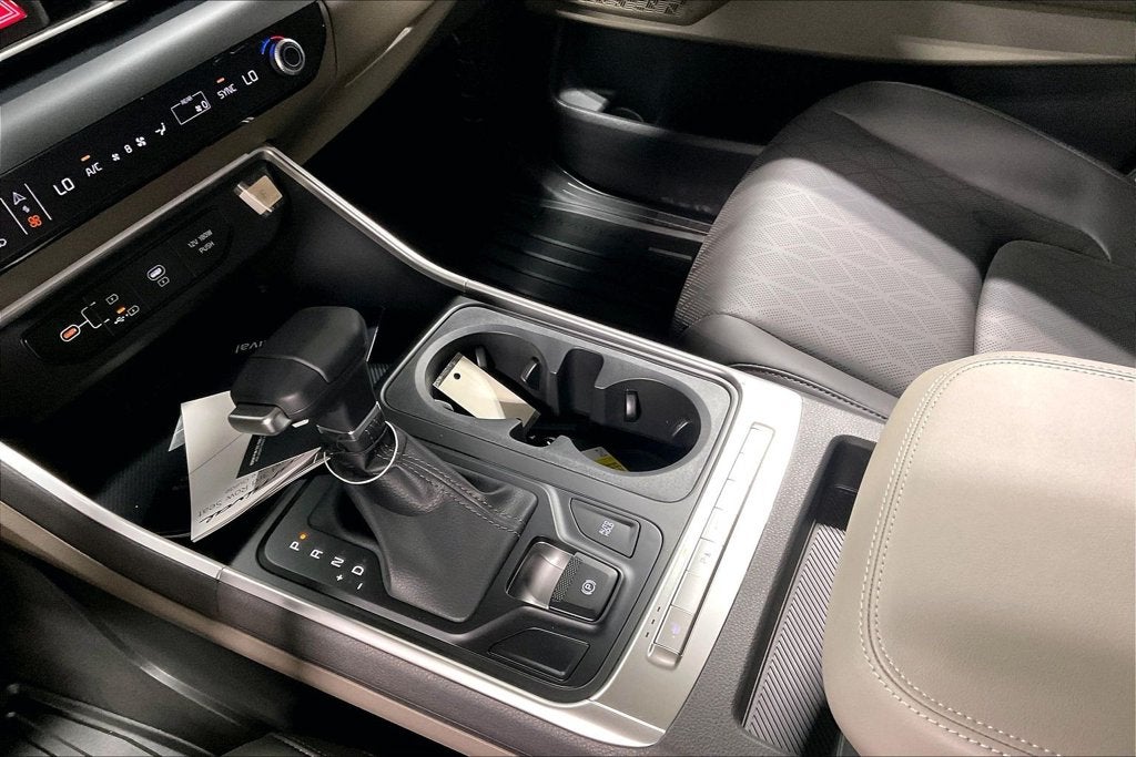 2027 Kia Carnival LXS