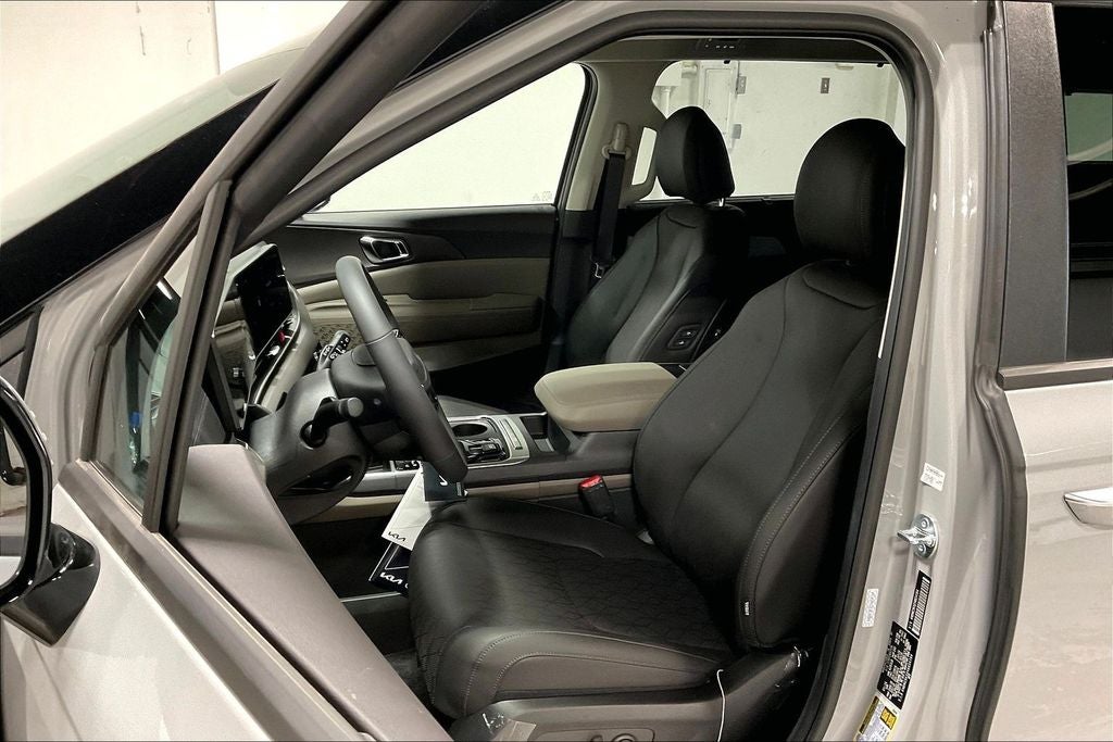 2027 Kia Carnival EX