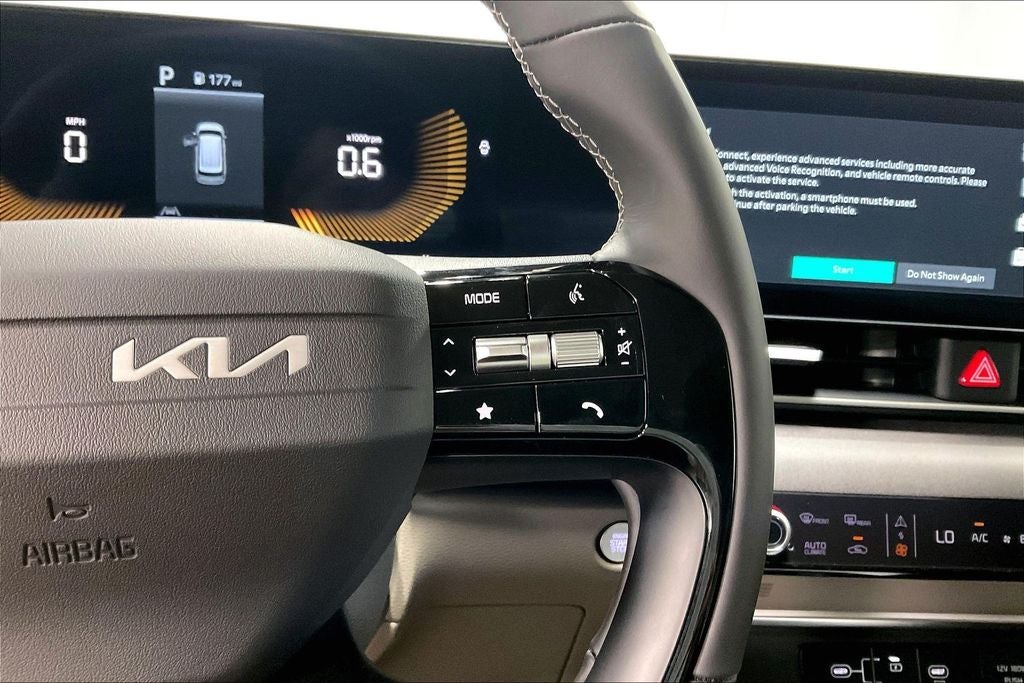 2027 Kia Carnival EX