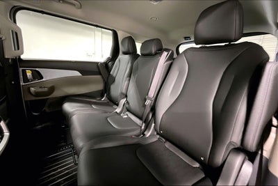 2027 Kia Carnival EX