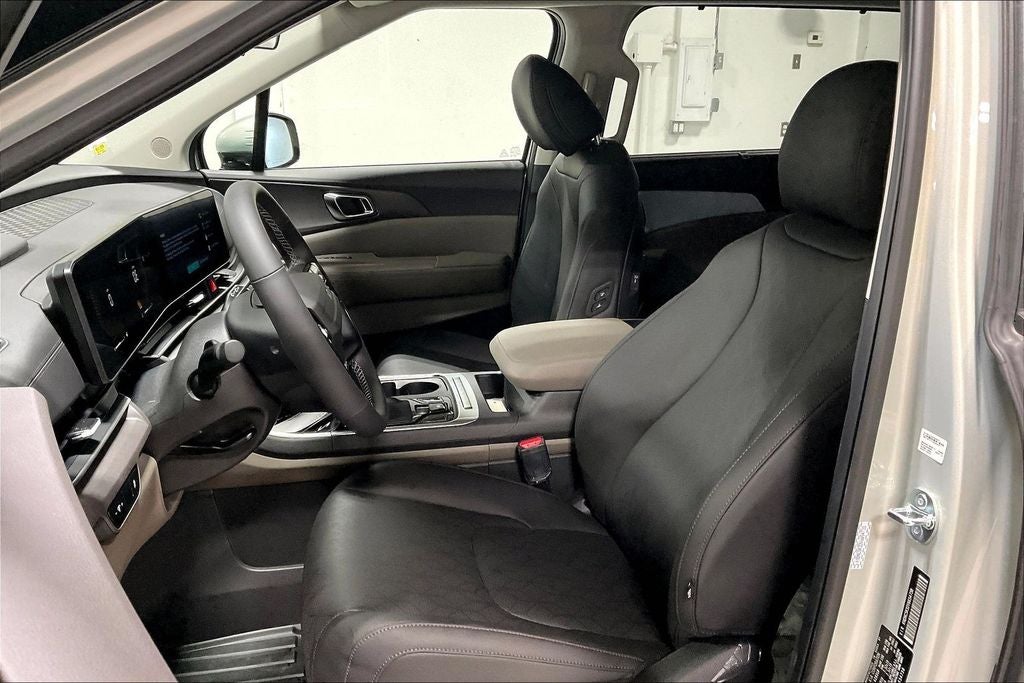 2027 Kia Carnival EX
