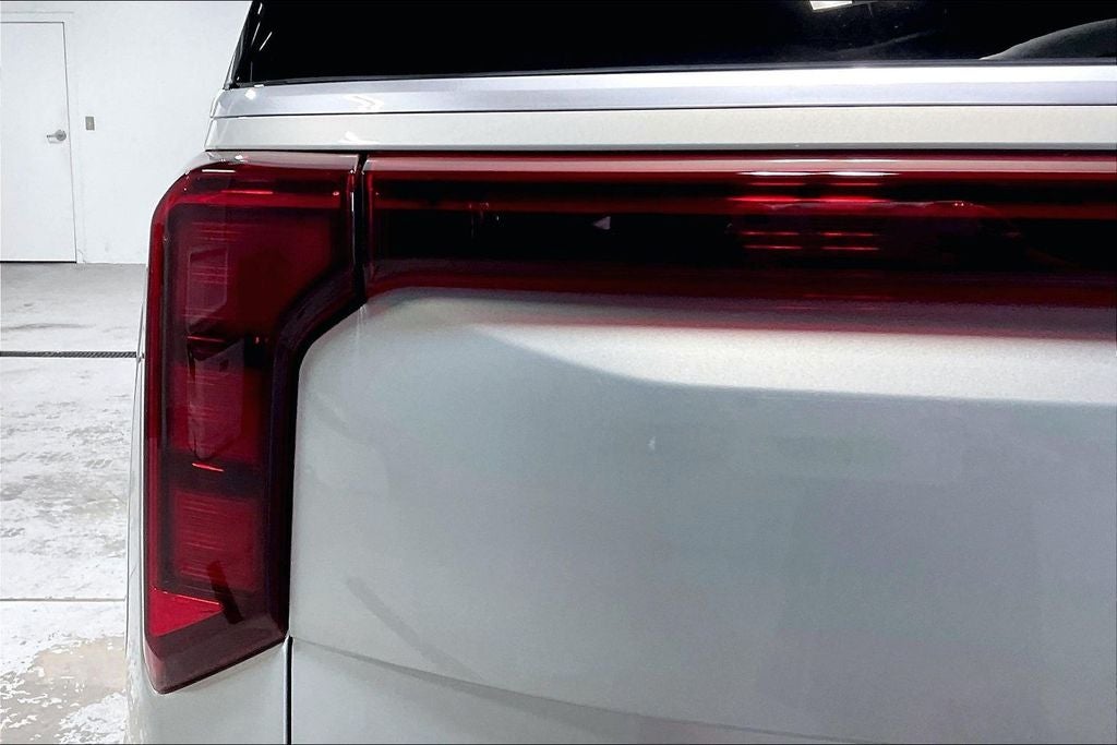 2027 Kia Carnival EX