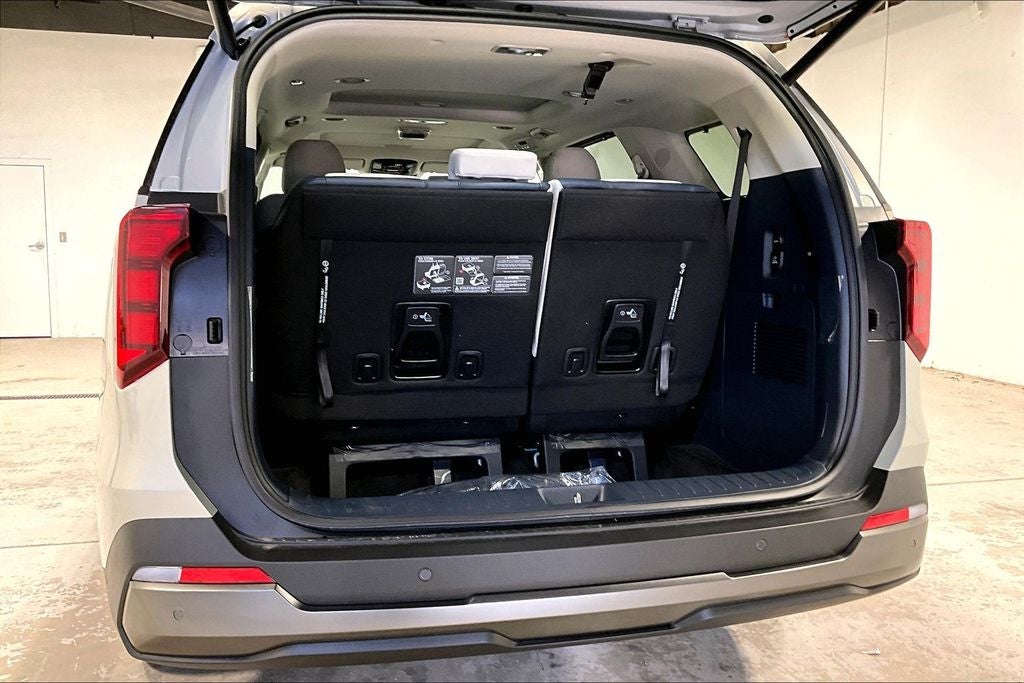 2026 Kia Carnival SX