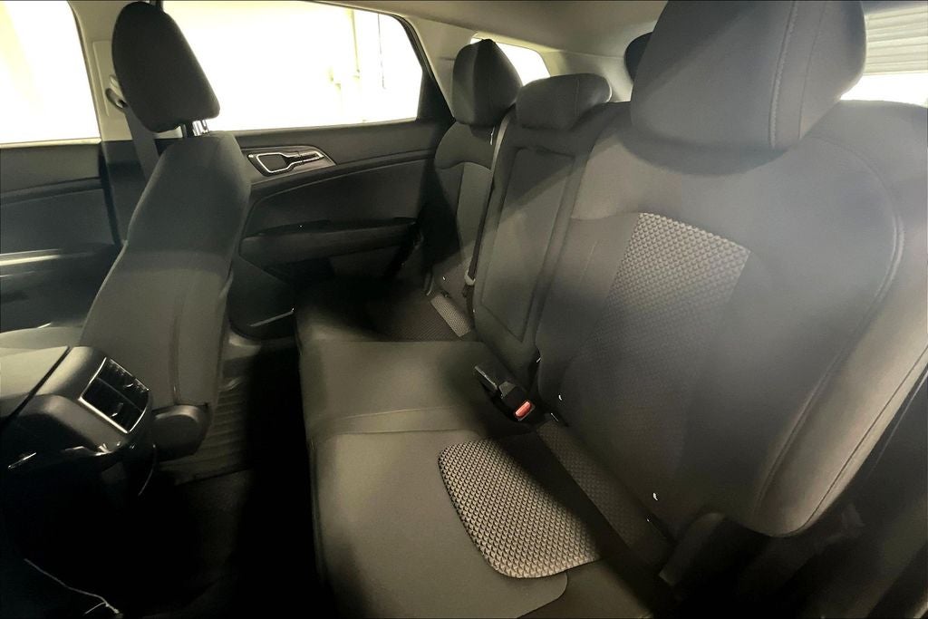 2025 Kia Sportage Hybrid LX