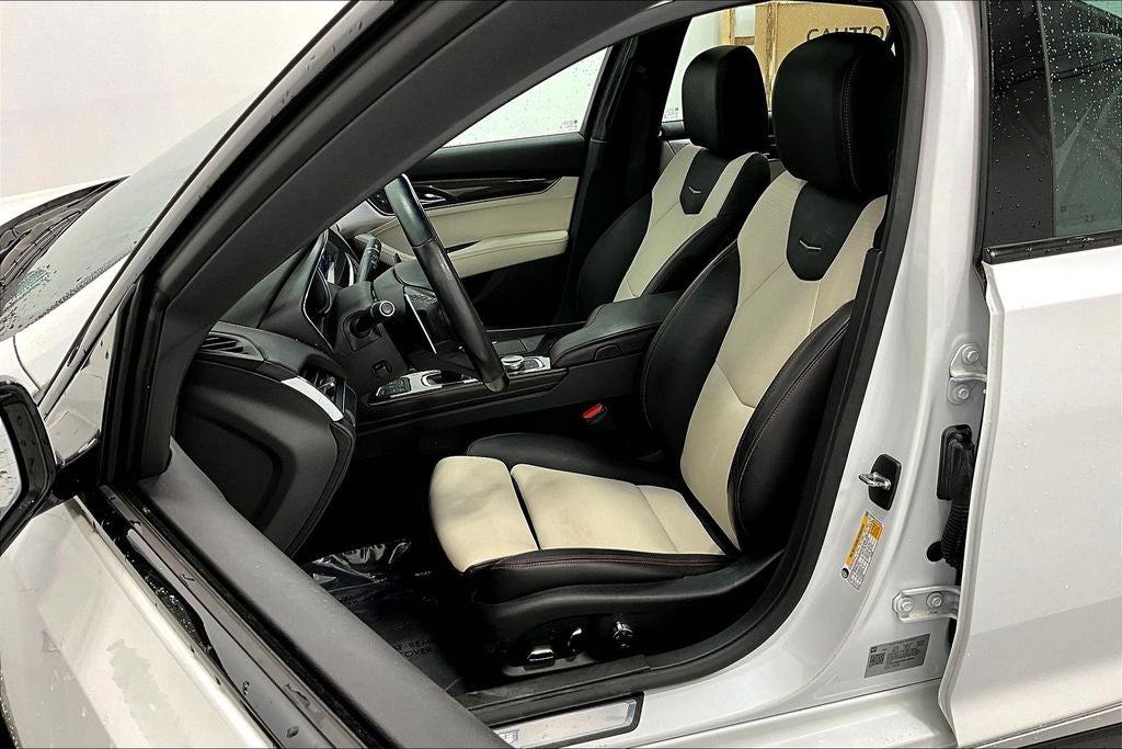 2022 Cadillac CT5 Sport