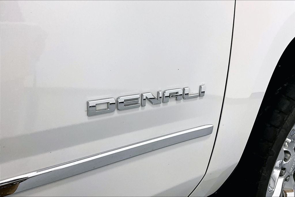 2020 GMC Yukon Denali